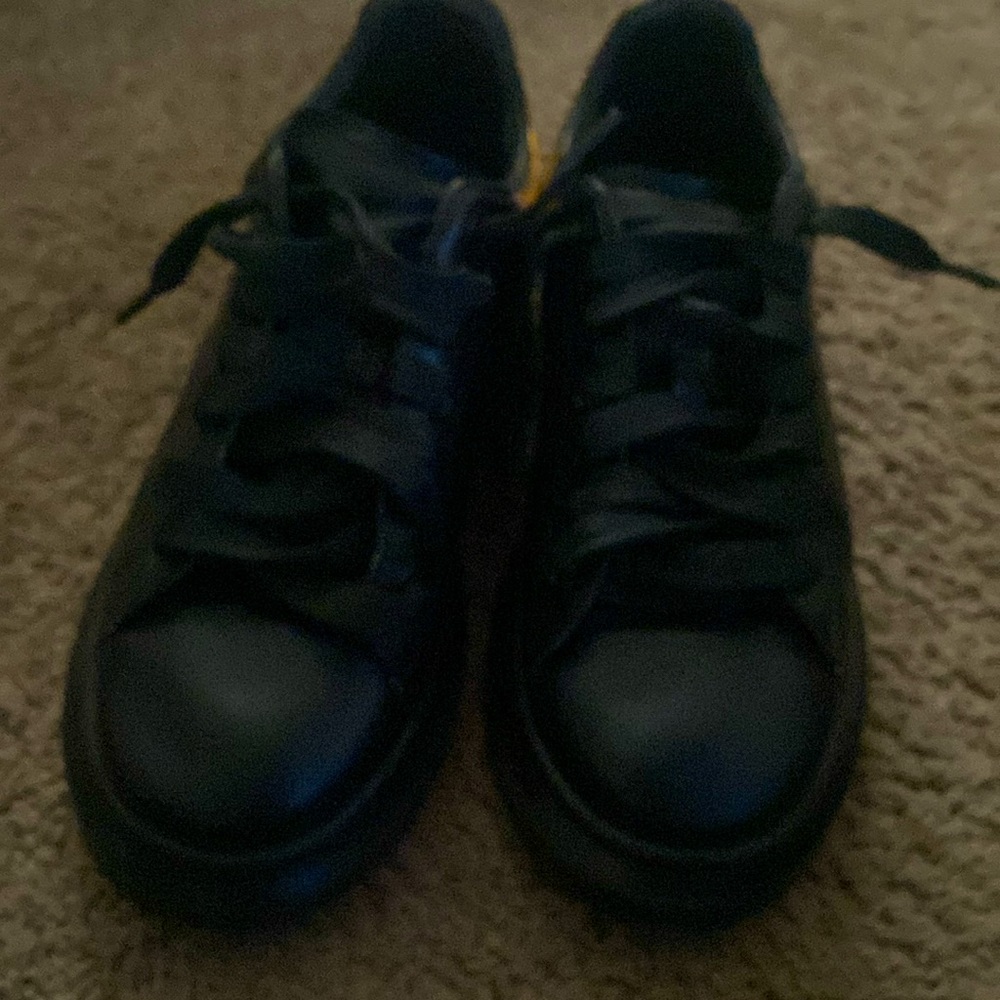 Alexander McQueen Gold